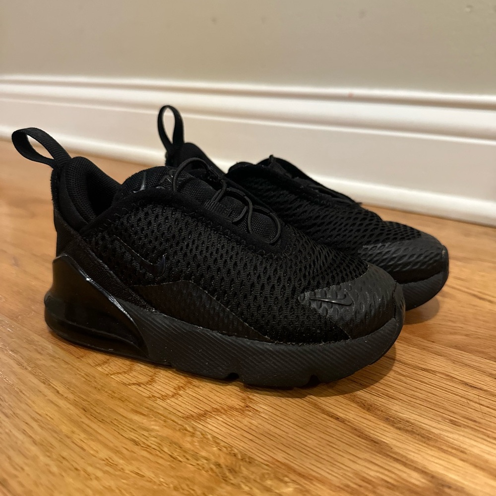 Nike Air Max 270